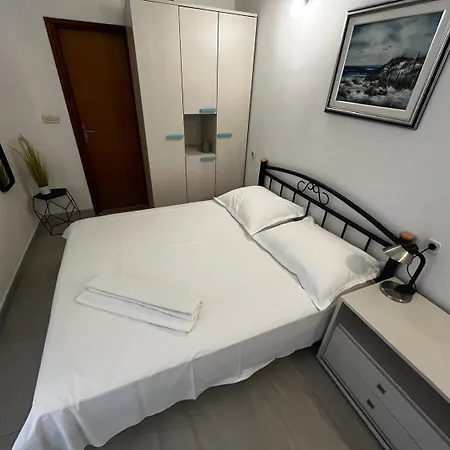 Apartment Vlado - Cosy & Afordable *