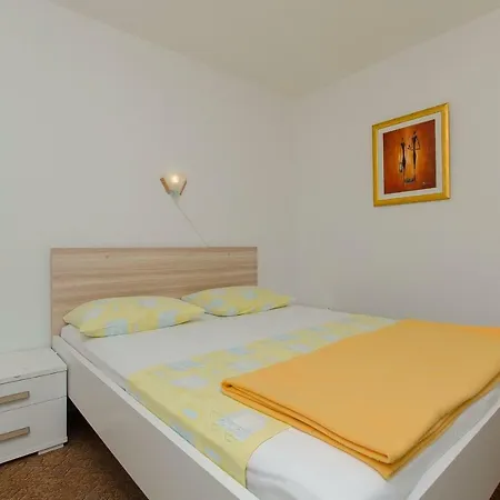Apartment Vlado - Cosy & Afordable